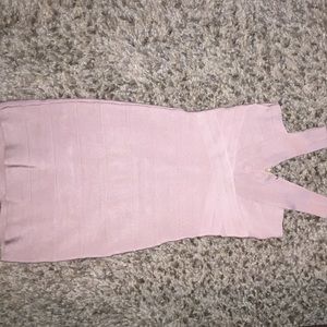 Bebe bandage dress! In a light rose pink.